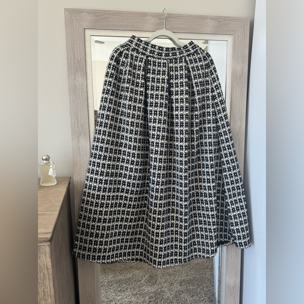 Maxi Tweed Skirt with sparkling thread,  new without tags